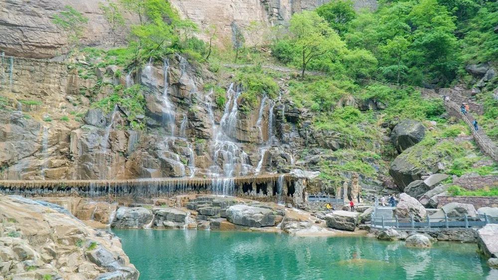 {賭馬}(河南景区有哪些景点推荐)
